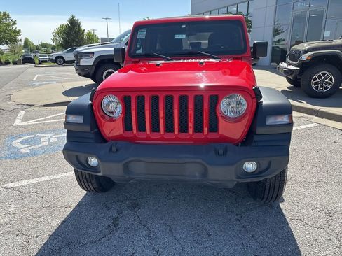 Used 2021 Jeep Wrangler Unlimited Sport AWD/4WD image 10