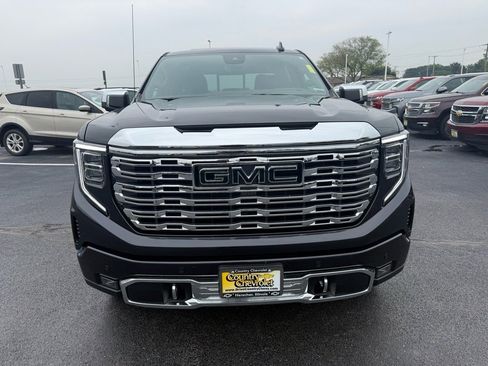 Used 2025 GMC Sierra 1500 Denali w/ Denali Reserve Package image 8