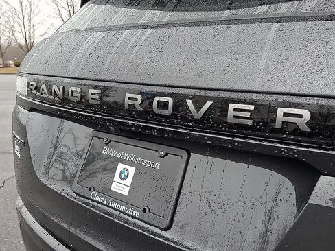 Used 2025 Land Rover Range Rover Evoque S AWD/4WD image 30