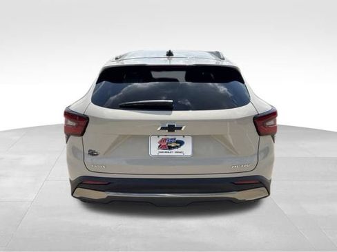 New 2026 Chevrolet Trax ACTIV w/ Driver Confidence Package FWD image 4