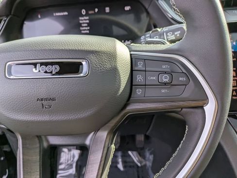 New 2026 Jeep Grand Cherokee Altitude AWD/4WD image 22