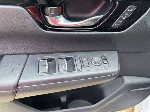 Used 2025 Honda CR-V Sport Touring image 18