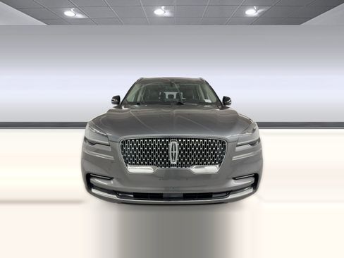 Used 2021 Lincoln Aviator 2WD w/ Elements Package image 6