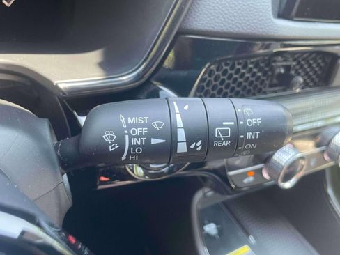 Used 2024 Honda CR-V EX-L image 25