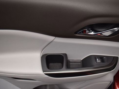 Used 2021 GMC Acadia SLT image 14