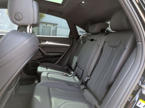 Certified 2023 Audi Q5 2.0T Premium Plus w/ Premium Plus Package image 30