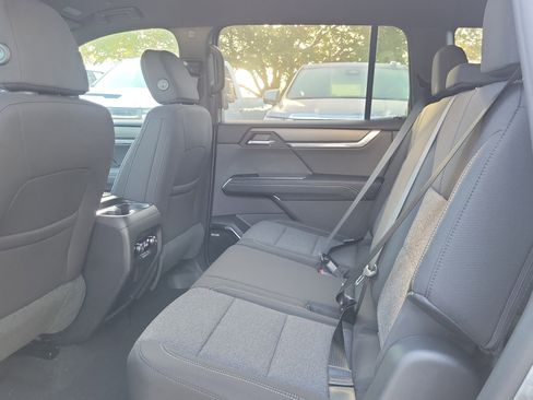 New 2026 GMC Acadia Elevation image 6