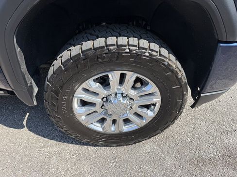 Used 2022 GMC Sierra 2500 Denali AWD/4WD image 12