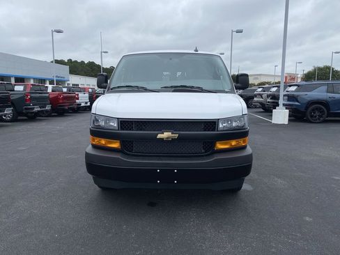New 2025 Chevrolet Express 2500 w/ Driver Convenience Package RWD image 12