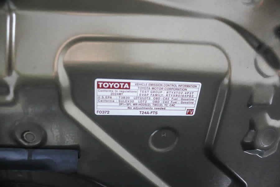 Used 2024 Toyota Tacoma TRD Sport RWD image 31