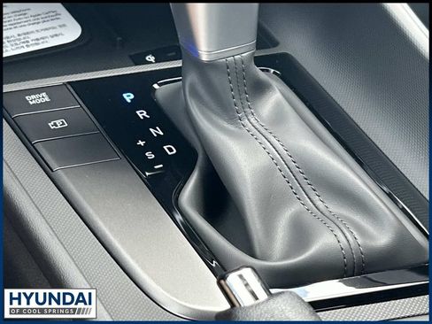 New 2026 Hyundai Elantra SEL Sport FWD image 32