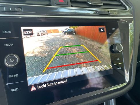 Used 2024 Volkswagen Tiguan Wolfsburg Edition image 22