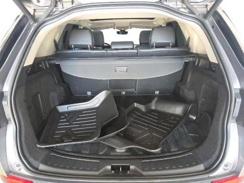 Used 2020 Land Rover Discovery Sport S image 7