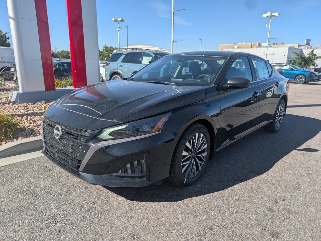 New 2026 Nissan Altima 2.5 SV FWD image 3