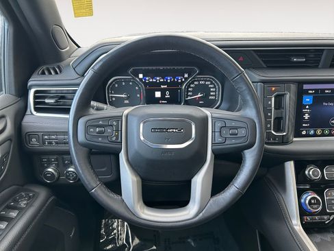 Used 2021 GMC Yukon Denali image 14