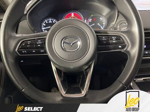 Used 2025 MAZDA CX-70 3.3 Turbo w/ Preferred Package AWD/4WD image 12