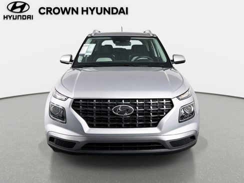 Certified 2025 Hyundai Venue SEL FWD image 2