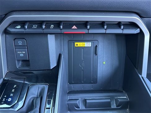 Used 2023 Toyota Tundra Limited image 22