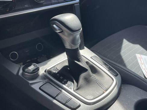 Used 2021 Kia Seltos S FWD image 7