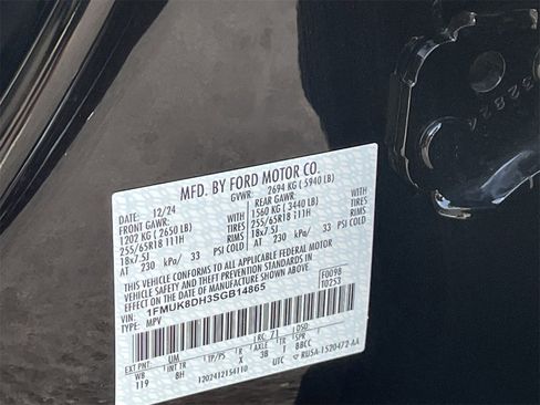 Certified 2025 Ford Explorer Active image 32