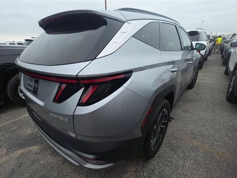 Used 2025 Hyundai Tucson Limited AWD/4WD image 4