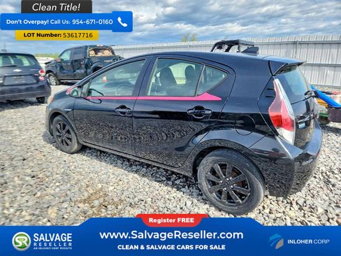Used 2016 Toyota Prius C Persona Series FWD image 3