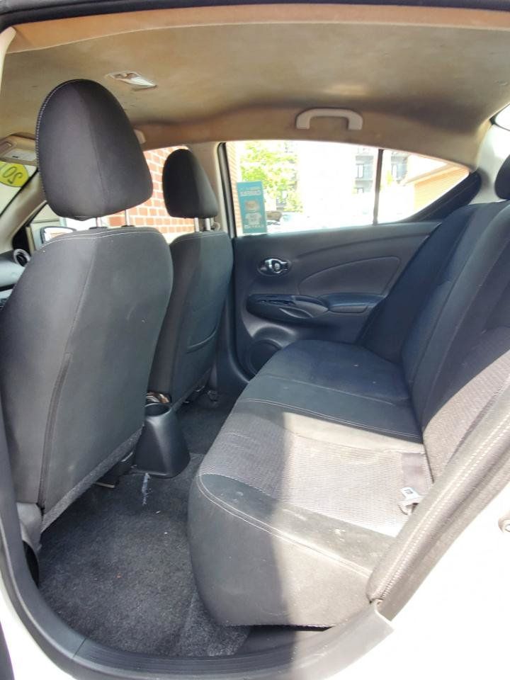 Used 2018 Nissan Versa SV w/ SV Special Edition Package FWD image 16