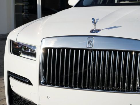 Certified 2024 Rolls-Royce Ghost image 33