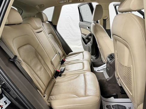 Used 2016 Audi Q5 2.0T Premium Plus w/ Technology Package image 9