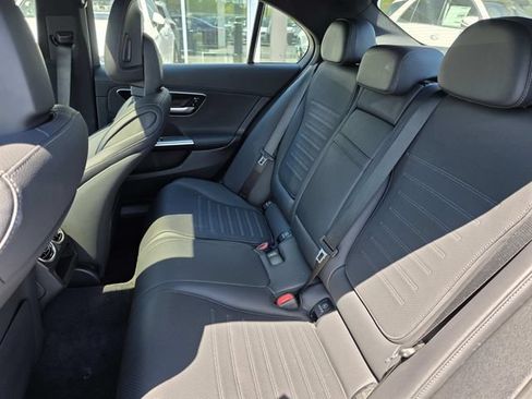 Used 2024 Mercedes-Benz C 300 4MATIC Sedan image 6