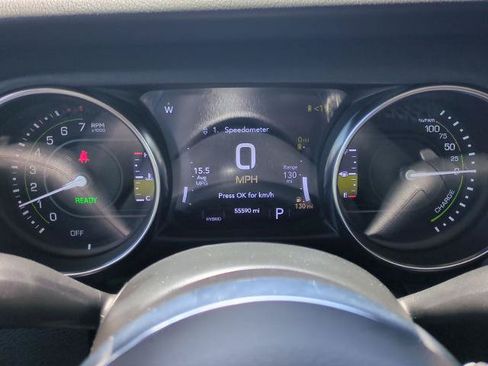 Used 2023 Jeep Wrangler Unlimited Sahara AWD/4WD image 43