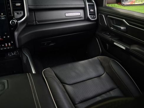 Used 2023 RAM 1500 Laramie AWD/4WD image 14