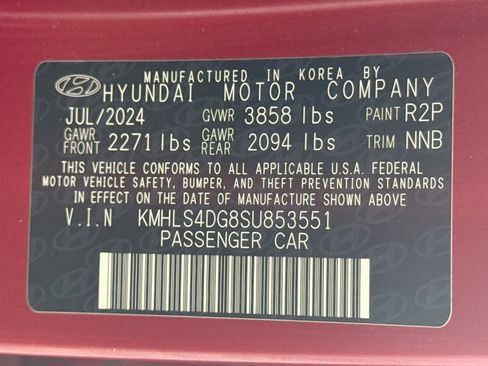 Used 2025 Hyundai Elantra SEL FWD image 37
