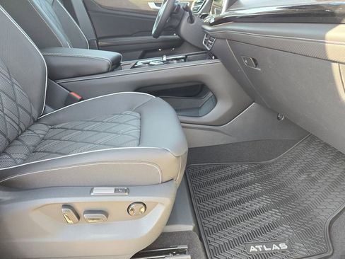 New 2026 Volkswagen Atlas SEL Premium R-Line image 12