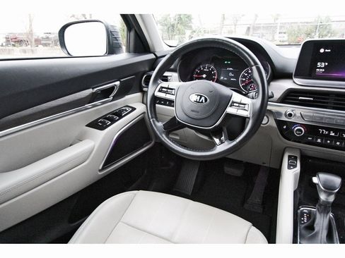 Used 2021 Kia Telluride EX w/ EX Premium Package image 8