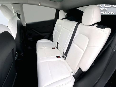 Used 2022 Tesla Model Y Performance image 26