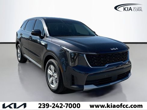 New 2026 Kia Sorento LX image 7