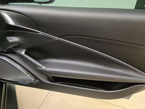 Used 2022 Ferrari Roma RWD image 30