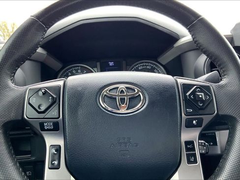 Used 2019 Toyota Tacoma SR5 image 31