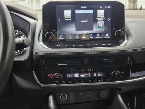 Used 2023 Nissan Rogue SL w/ SL Premium Package image 33