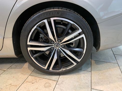 Used 2019 Volvo S60 T6 R-Design AWD/4WD image 13