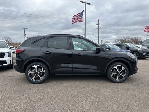 New 2026 Ford Escape ST-Line Select w/ Equipment Group 401A image 3