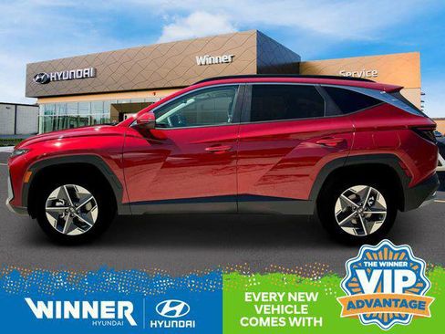 New 2025 Hyundai Tucson SEL image 3