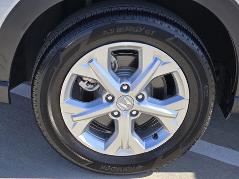 Certified 2025 Honda HR-V LX image 10