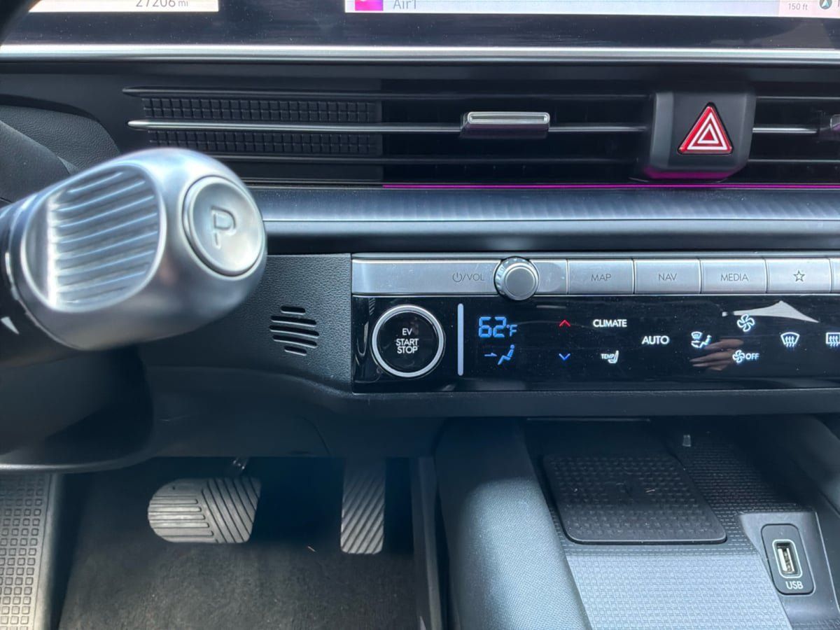 Used 2023 Hyundai Ioniq 6 SEL RWD image 17