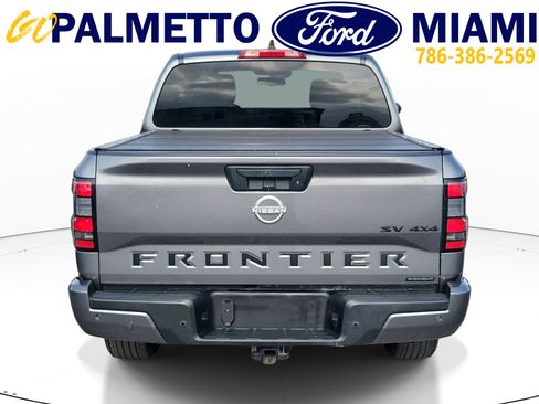 Used 2023 Nissan Frontier SV w/ Midnight Edition Package AWD/4WD image 5