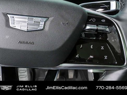 Used 2024 Cadillac Lyriq Sport AWD/4WD image 9