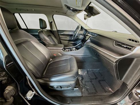 Used 2021 Jeep Grand Cherokee L Limited RWD image 8