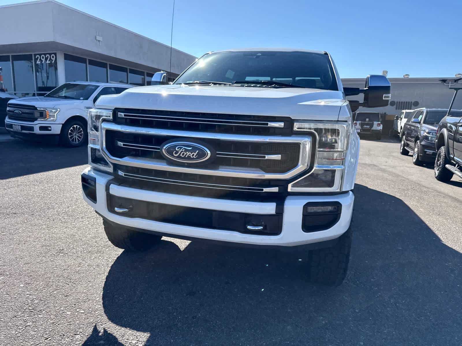 Used 2020 Ford F250 Platinum w/ Tremor Off-Road Package AWD/4WD image 3