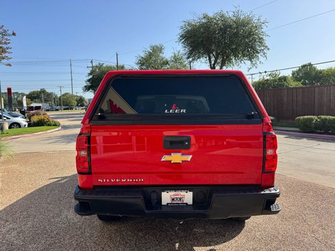Used 2017 Chevrolet Silverado 1500 W/T AWD/4WD image 8
